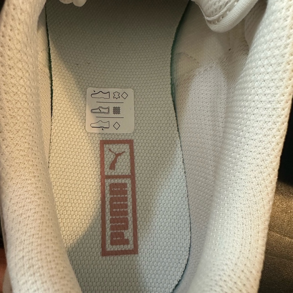 PUMA Women's Cream and Pink Platform Sneakers size 9.5 new no box no tags - Picture 8 of 11